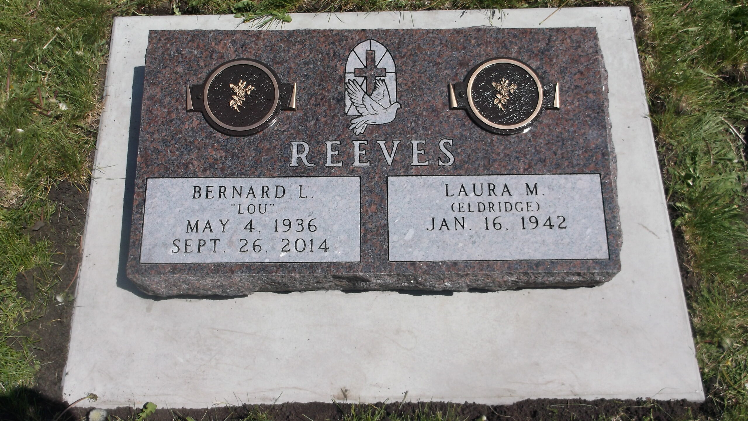 Reeves Cremation Memorial